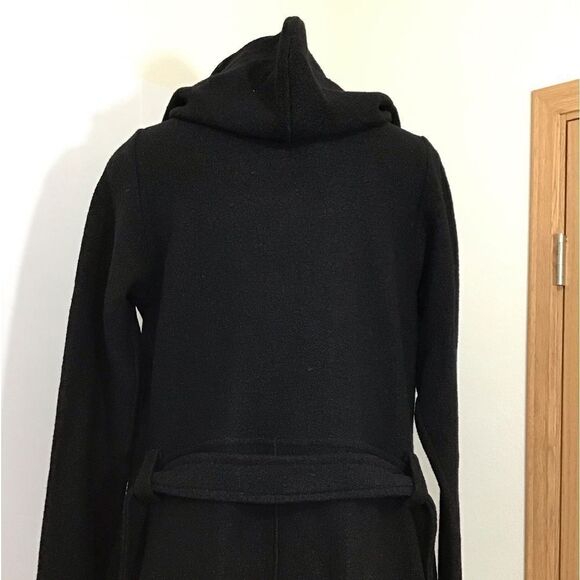 Marcellamoda Black Hooded Belted Wrap Asymmetrical Hem Sweater Size Medium - Picture 6 of 15